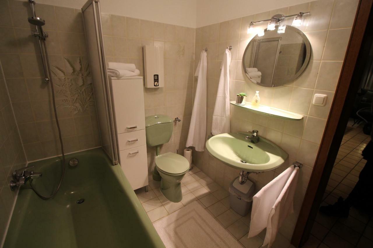 Ferienwohnung Am Baldeneysee Есен Екстериор снимка
